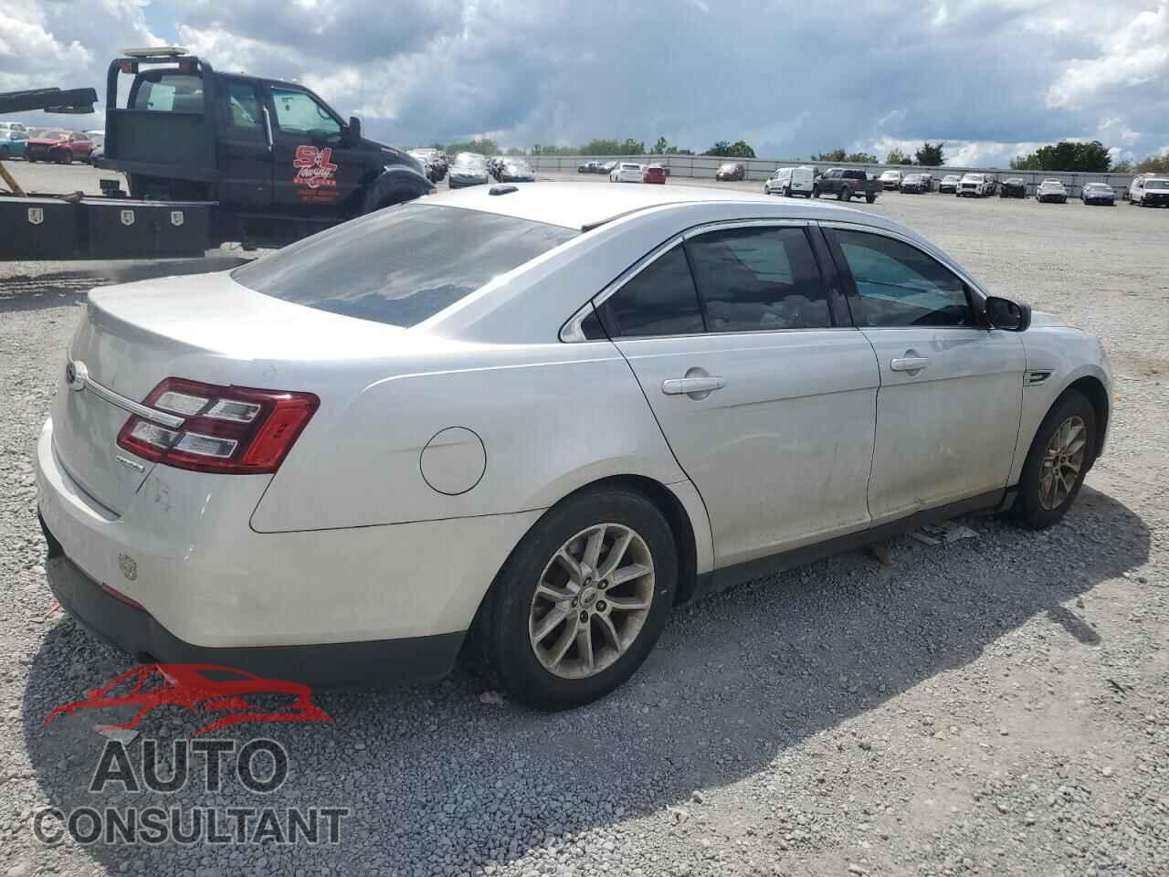 FORD TAURUS 2015 - 1FAHP2D86FG106520