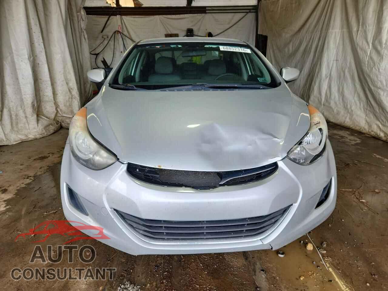 HYUNDAI ELANTRA 2012 - 5NPDH4AE3CH124959