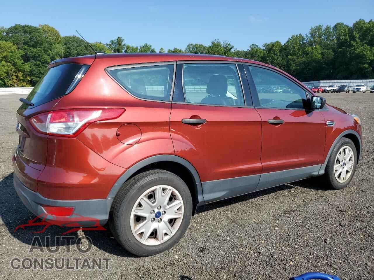 FORD ESCAPE 2016 - 1FMCU0F71GUB93764