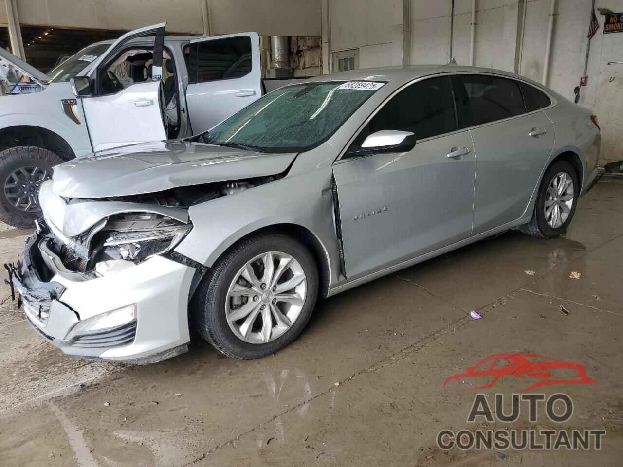 CHEVROLET MALIBU 2020 - 1G1ZD5ST2LF056080