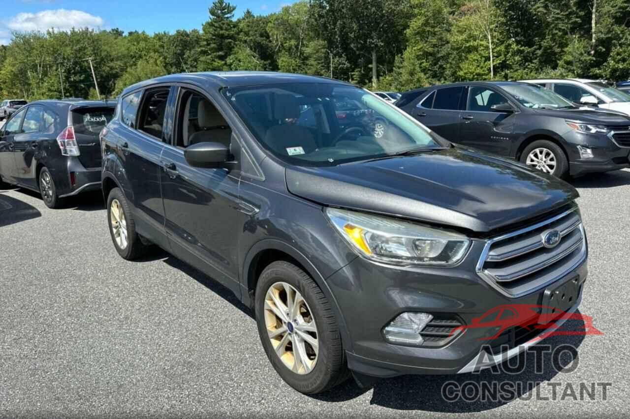 FORD ESCAPE 2017 - 1FMCU9GD0HUA07240