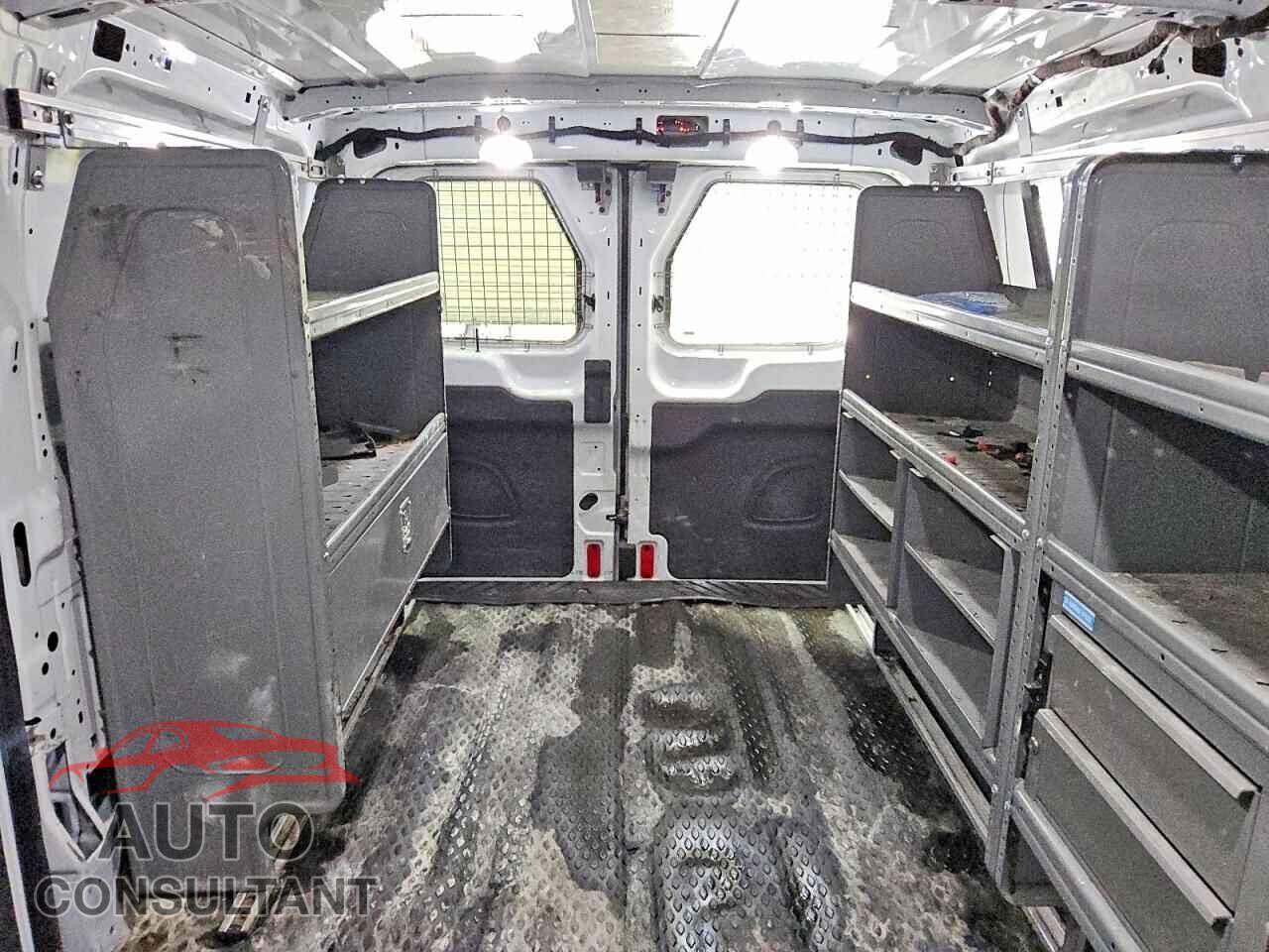 FORD TRANSIT 2018 - 1FTYE1ZMXJKB36612