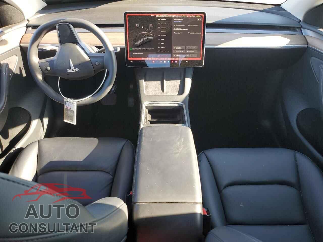 TESLA MODEL Y 2024 - 7SAYGDEE1RF025808