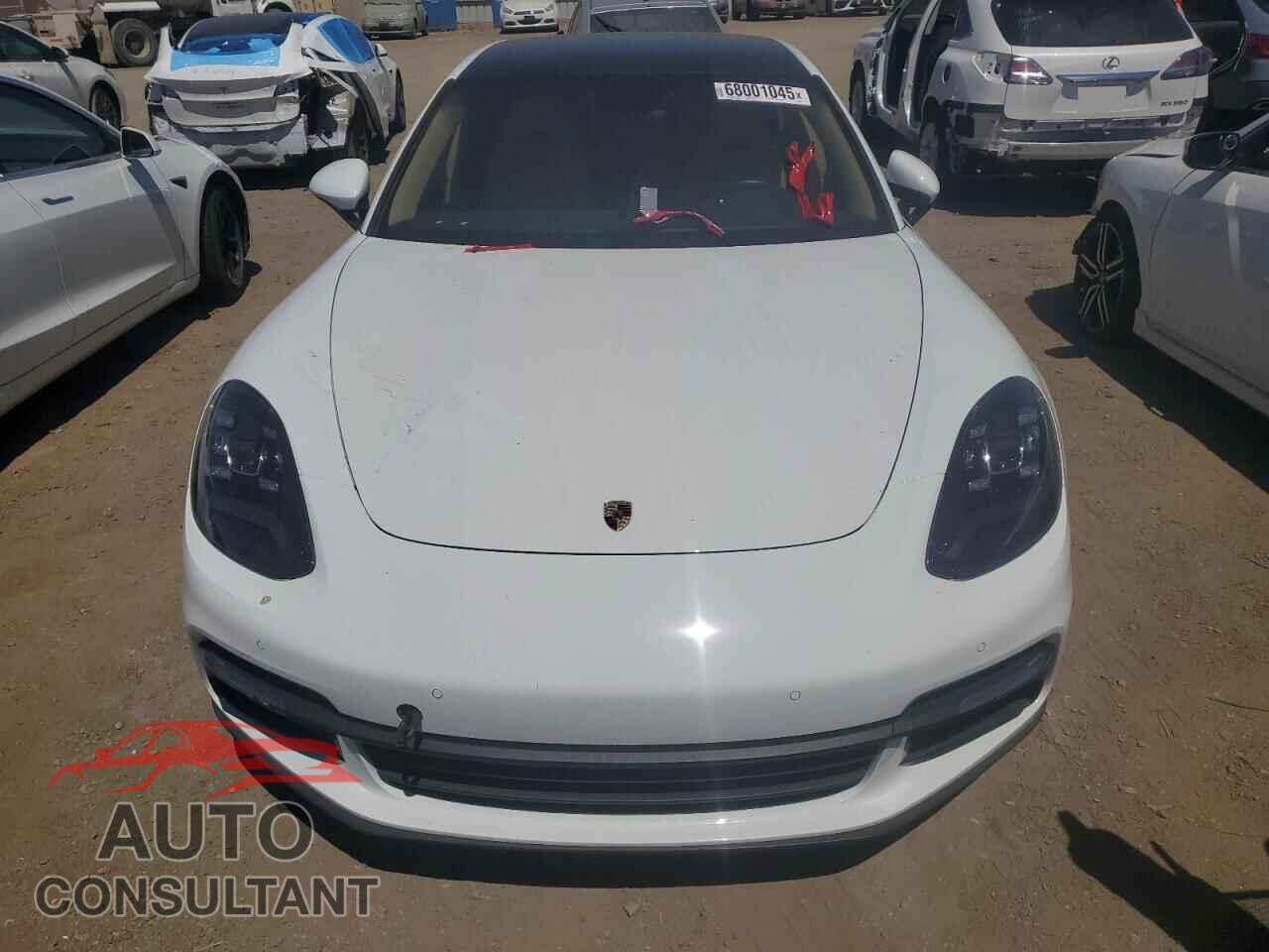 PORSCHE PANAMERA 2017 - WP0AA2A70HL104300
