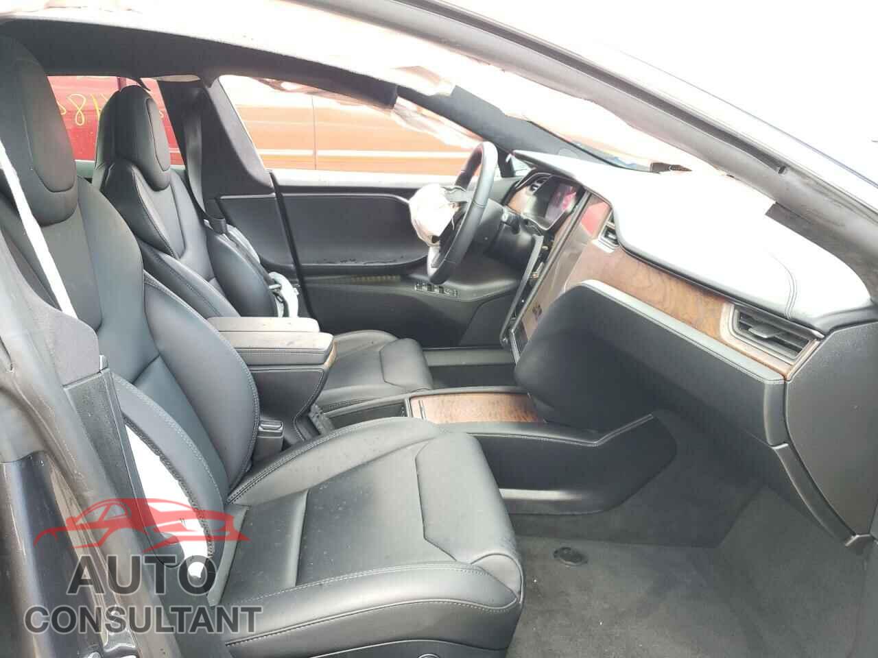 TESLA MODEL S 2020 - 5YJSA1E20LF362079