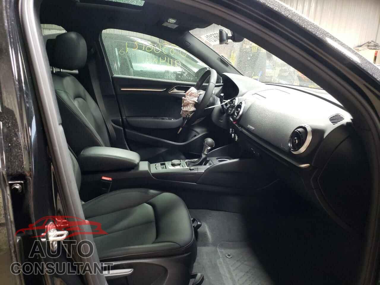 AUDI A3 2020 - WAUBEGFF8LA103810