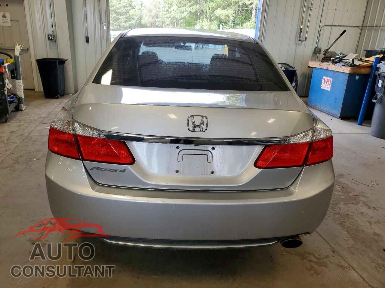 HONDA ACCORD 2015 - 1HGCR2F30FA187180