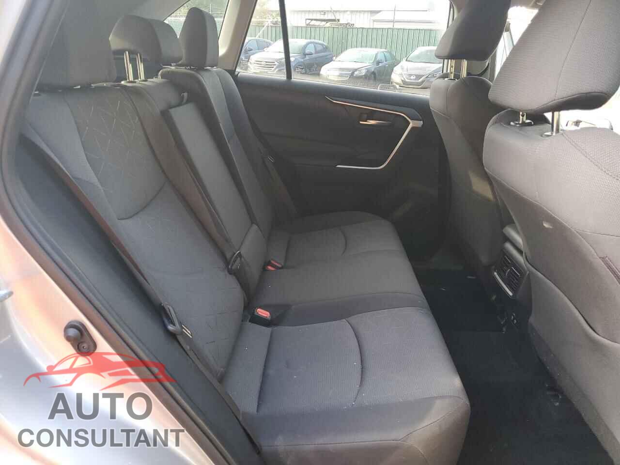 TOYOTA RAV4 2019 - JTMP1RFVXKD028063