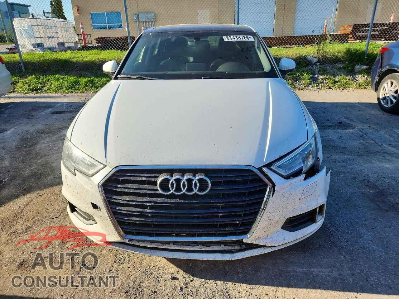 AUDI A3 2019 - WAUAUGFF7K1013111