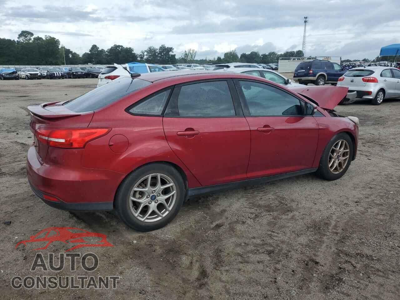 FORD FOCUS 2015 - 1FADP3F24FL338599