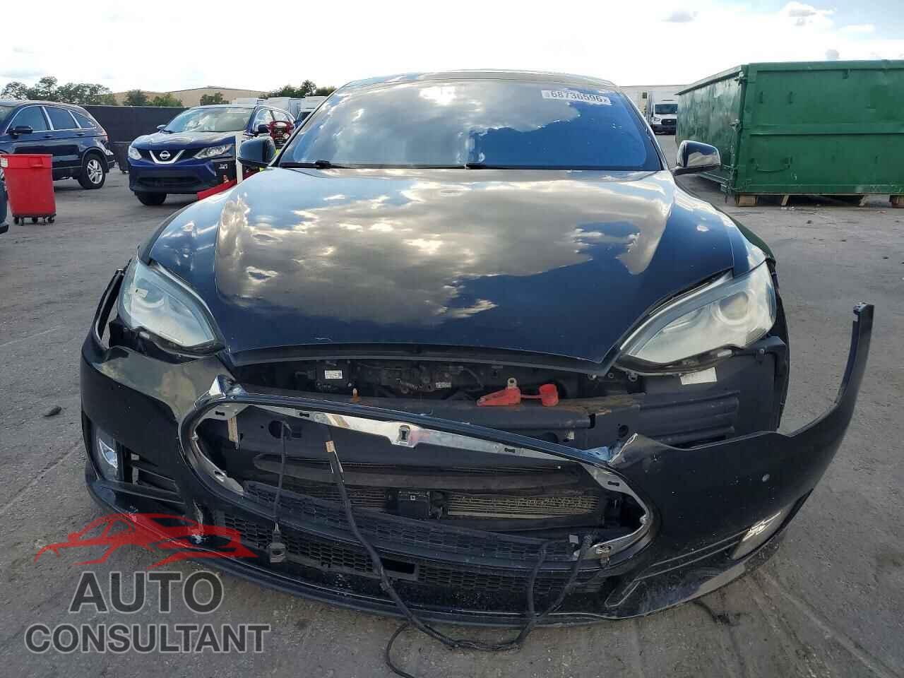 TESLA MODEL S 2014 - 5YJSA1H29EFP67789