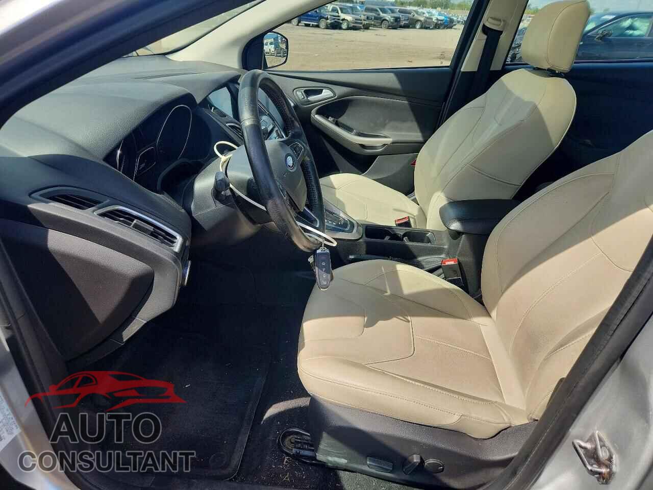 FORD FOCUS 2017 - 1FADP3J24HL291665