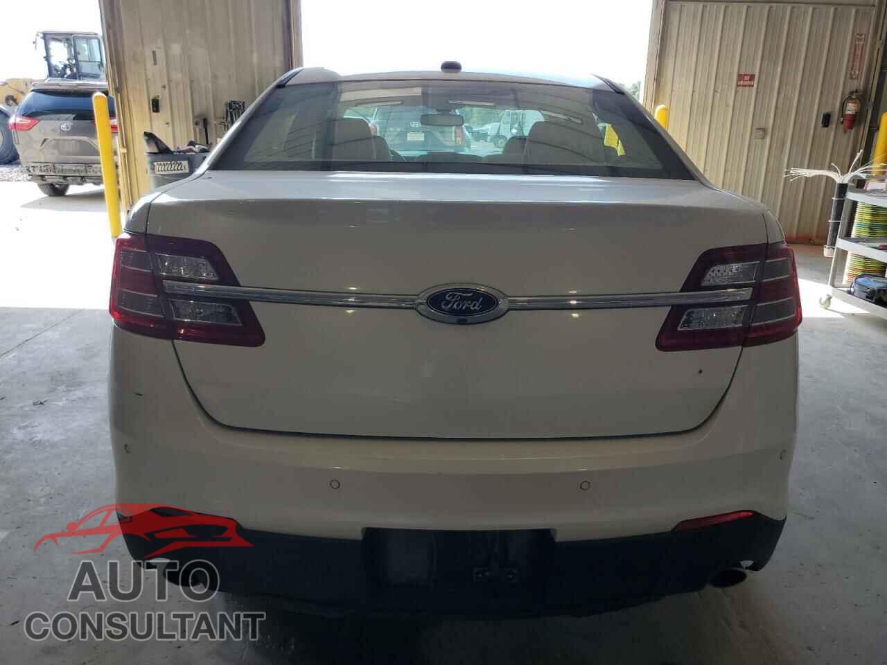 FORD TAURUS 2013 - 1FAHP2E81DG190872