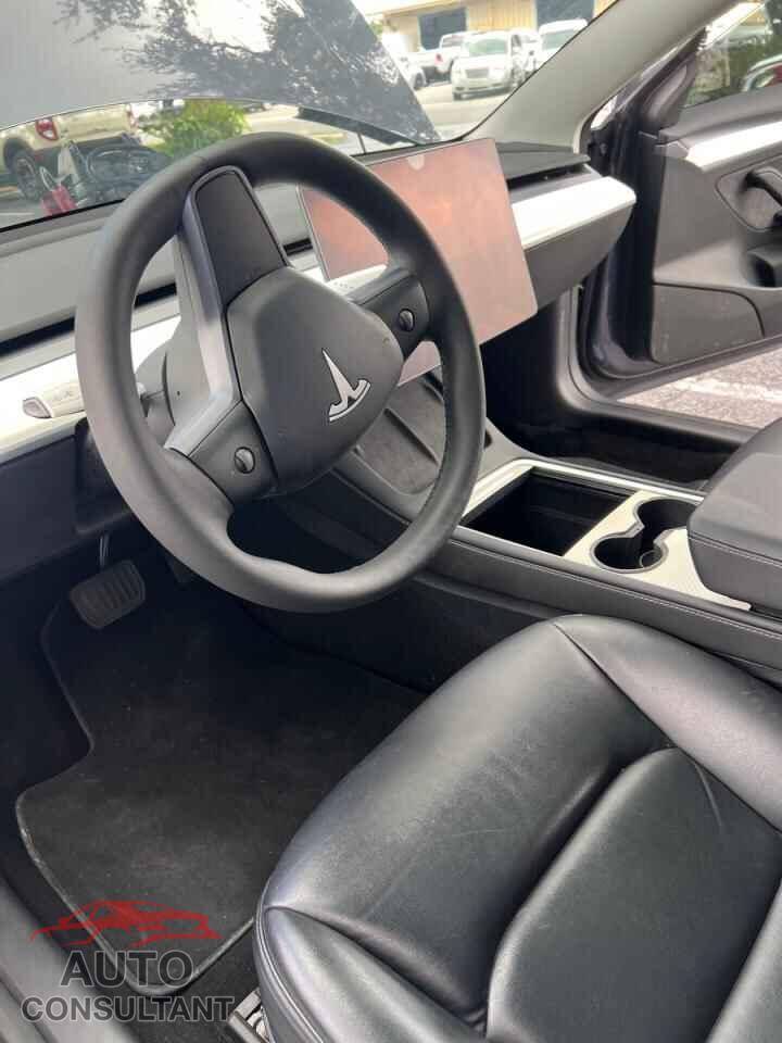 TESLA MODEL 3 2023 - 5YJ3E1EA5PF614799