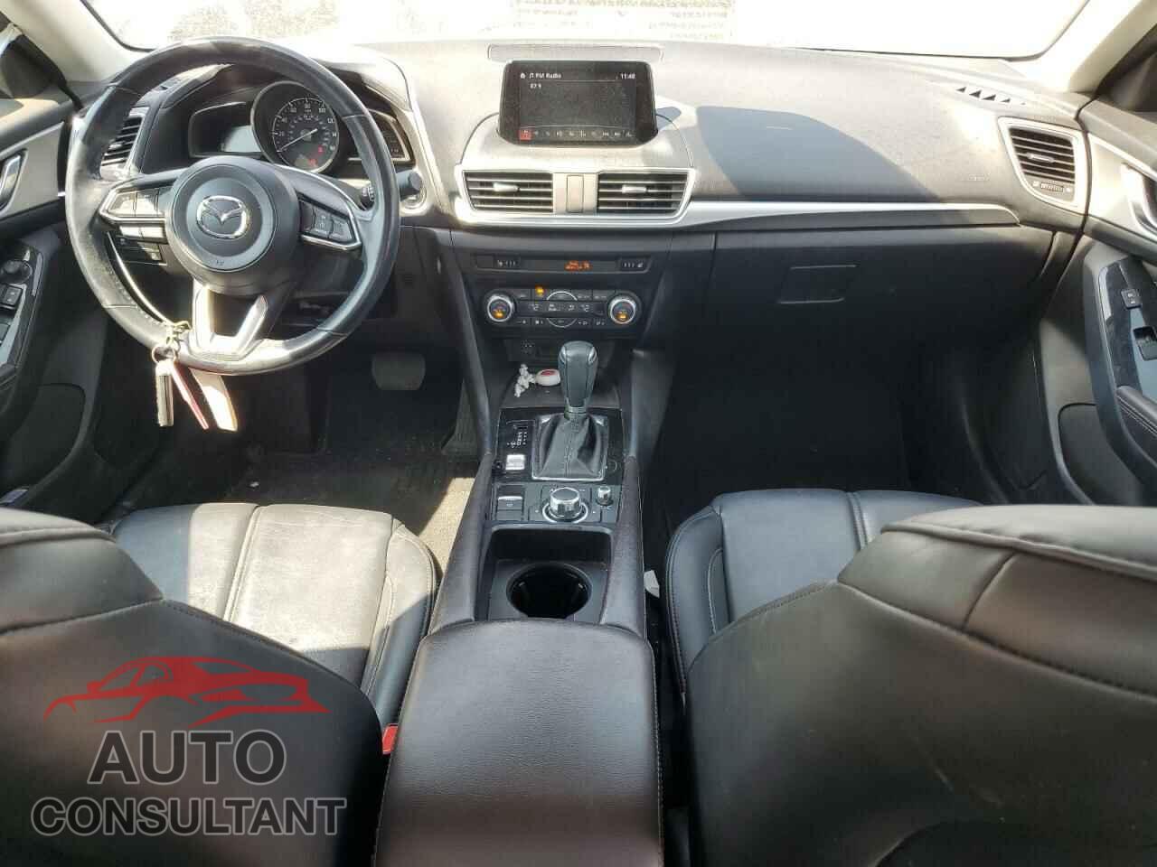 MAZDA 3 2017 - 3MZBN1V73HM137901