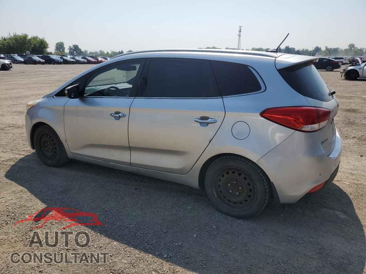 KIA RONDO 2015 - KNAHU8A36F7090248
