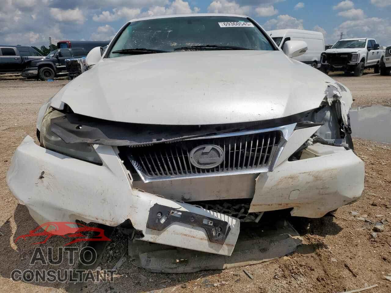 LEXUS IS 2012 - JTHBF5C21C5157236