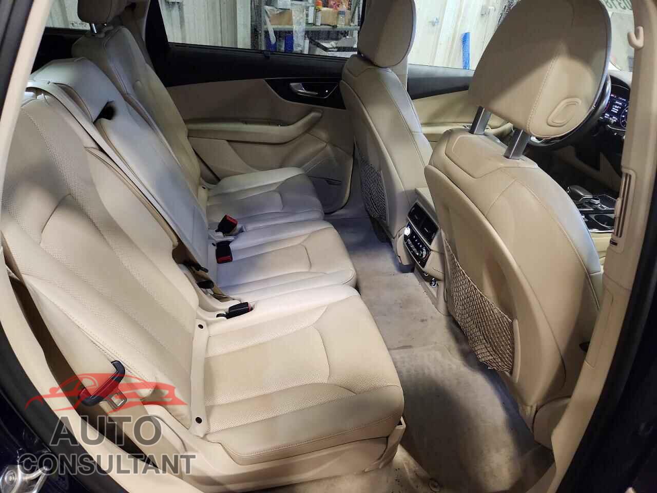 AUDI Q7 2019 - WA1VAAF78KD036876