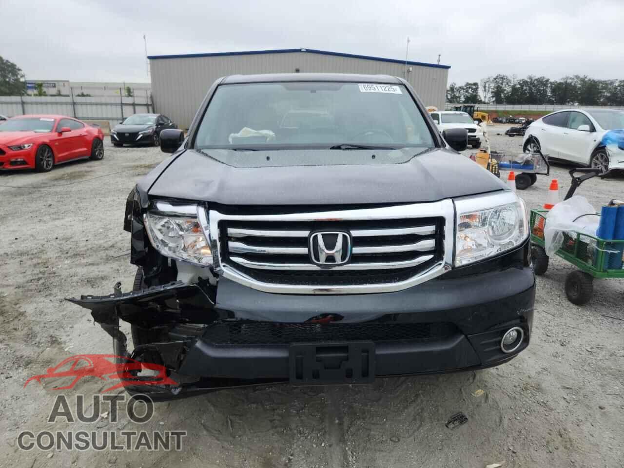 HONDA PILOT 2013 - 5FNYF4H42DB010861