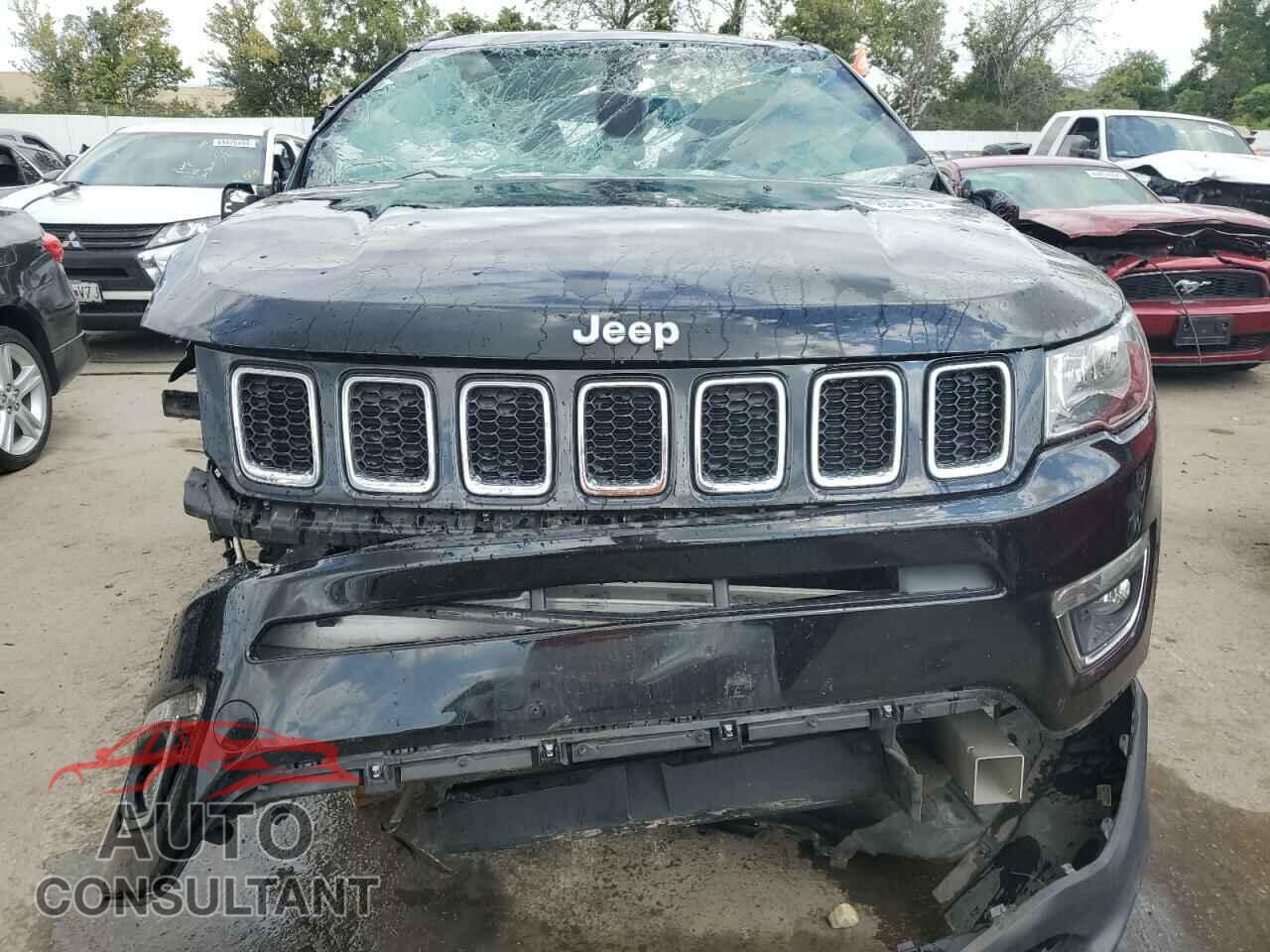 JEEP COMPASS 2018 - 3C4NJDCB8JT282660