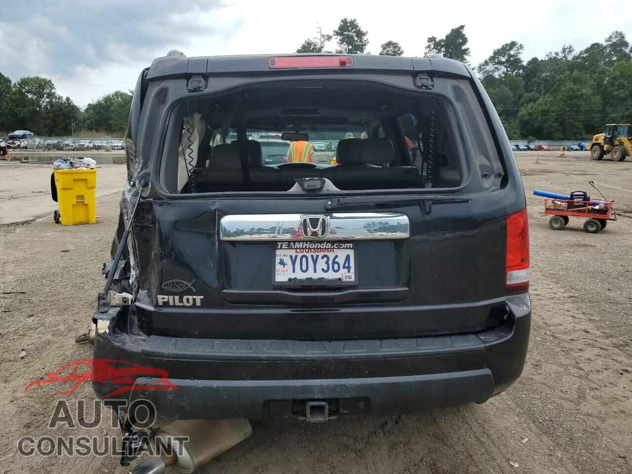 HONDA PILOT 2011 - 5FNYF3H61BB006339