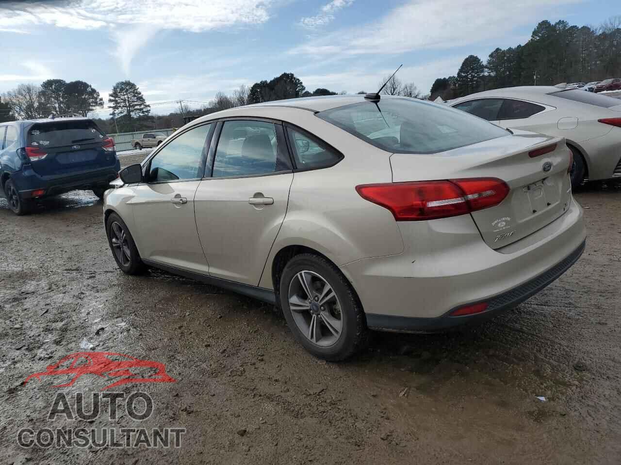 FORD FOCUS 2018 - 1FADP3FE4JL200712