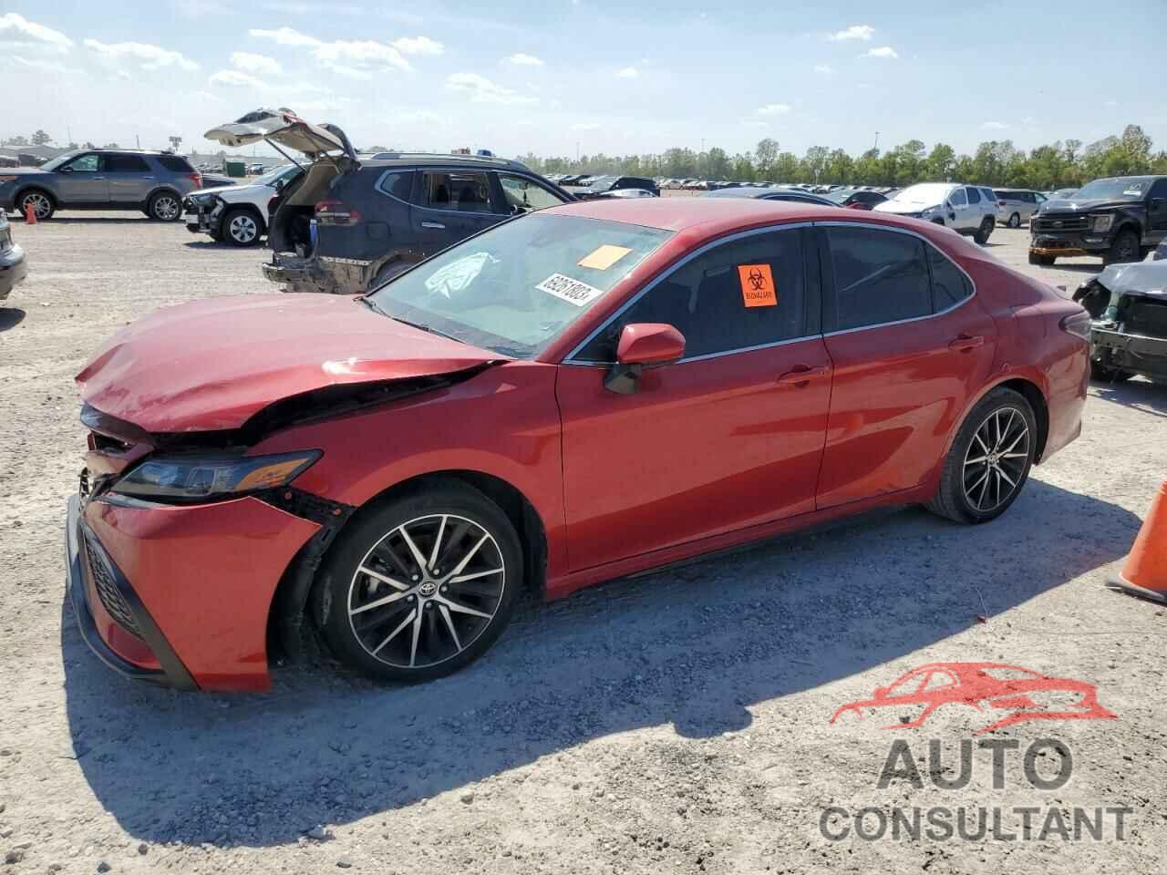 TOYOTA CAMRY 2021 - 4T1G11AK1MU458156