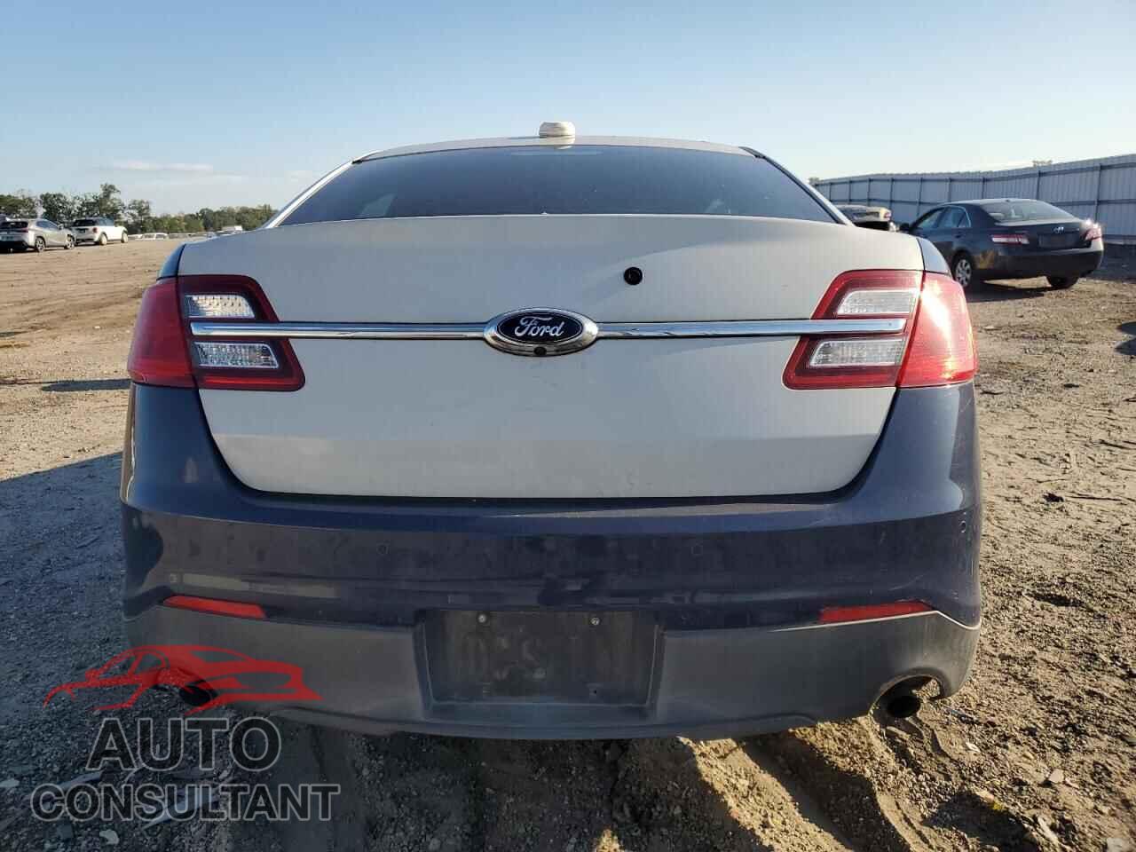 FORD TAURUS 2014 - 1FAHP2MK4EG103125