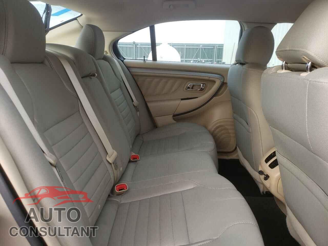 FORD TAURUS 2017 - 1FAHP2D89HG125839