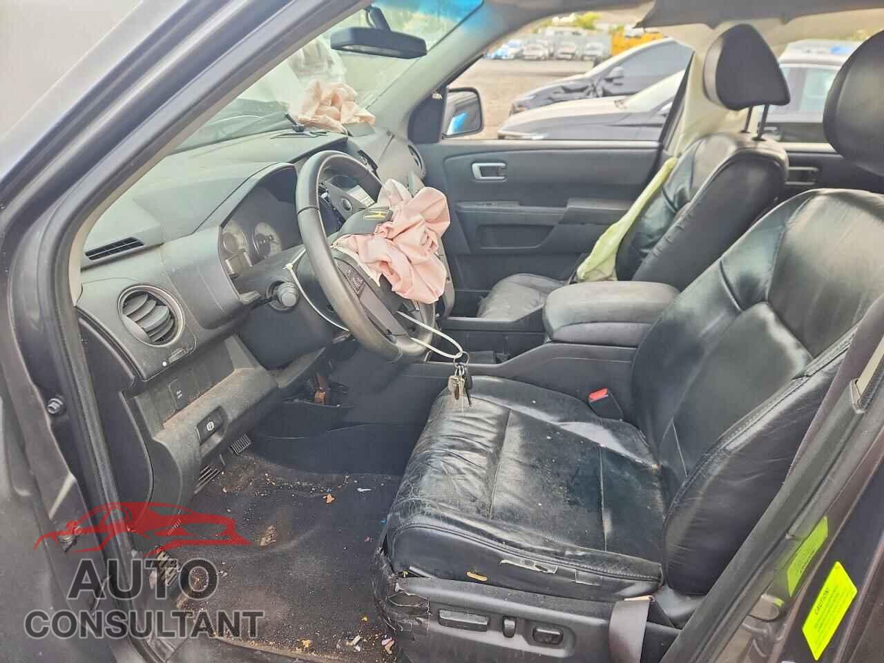 HONDA PILOT 2011 - 5FNYF4H61BB079362