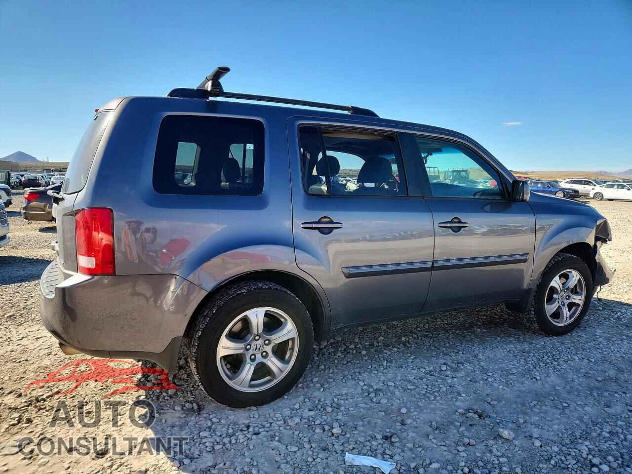 HONDA PILOT 2015 - 5FNYF4H53FB002425