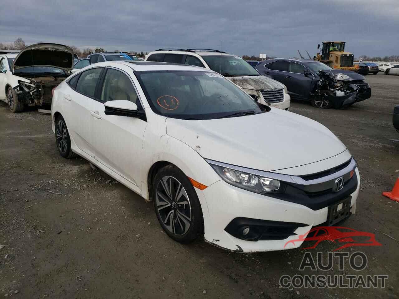 HONDA CIVIC 2018 - JHMFC1F35JX010393