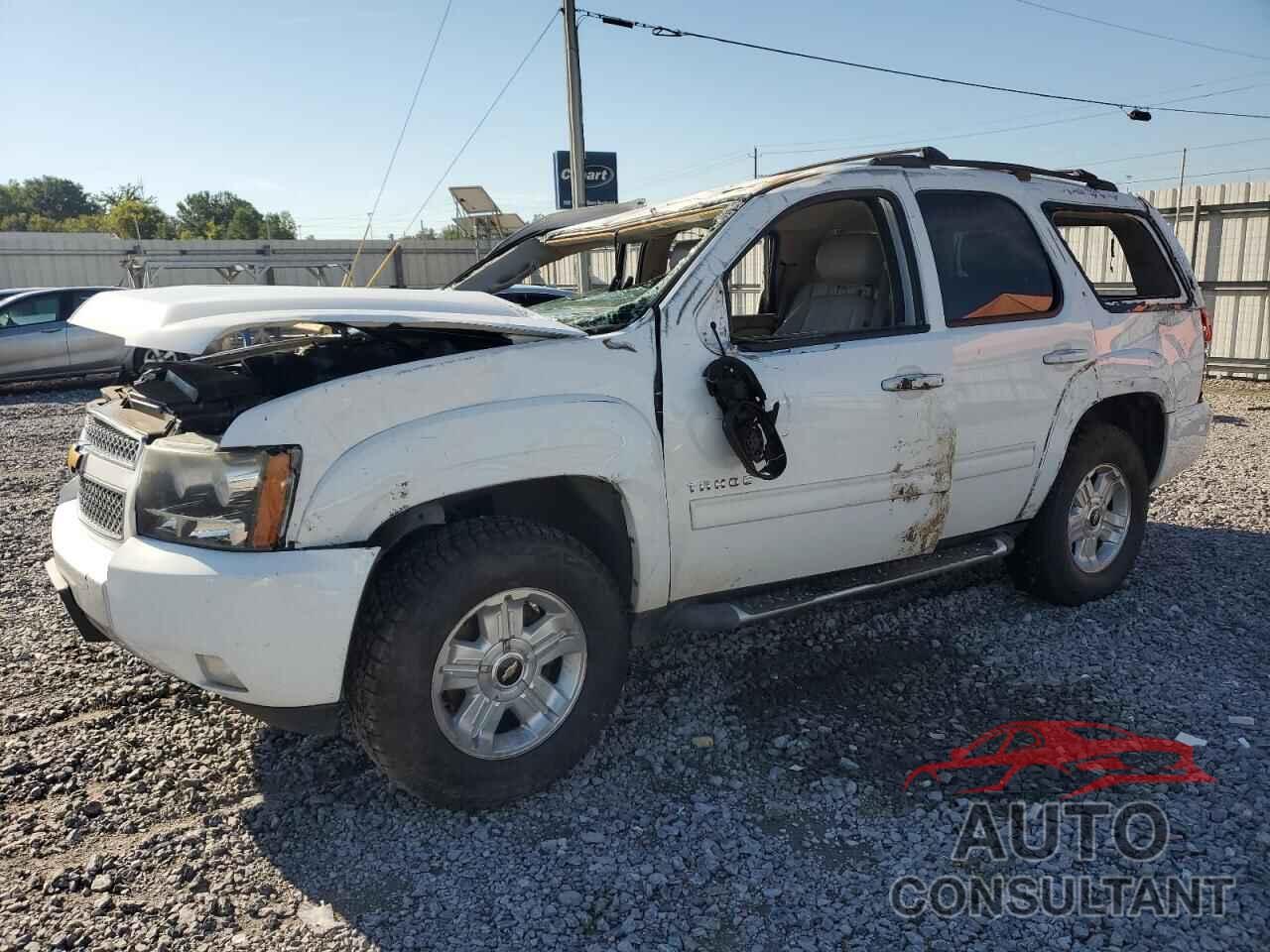 CHEVROLET TAHOE 2013 - 1GNSCBE06DR165872