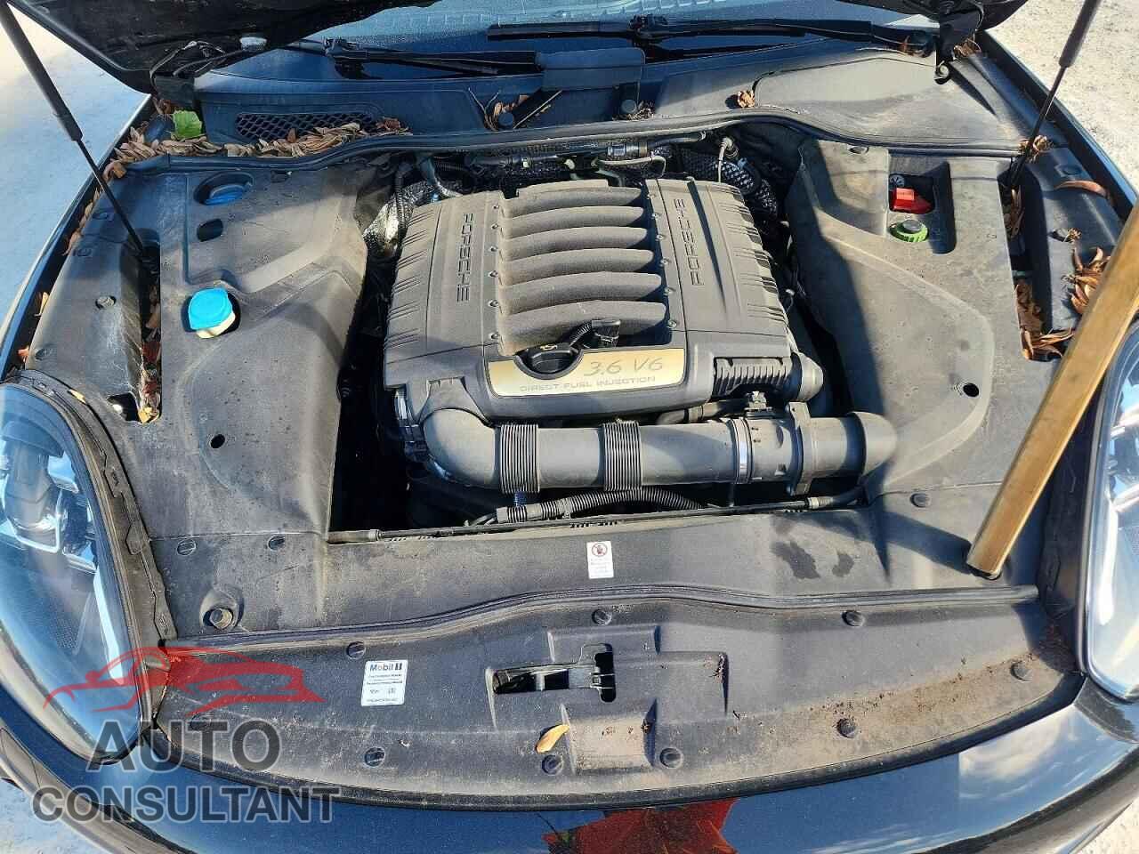 PORSCHE CAYENNE 2018 - WP1AA2A23JKA06005