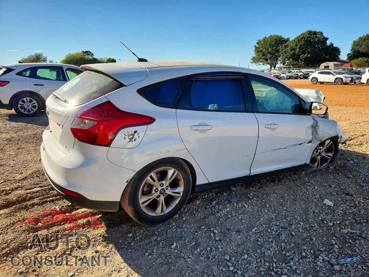 FORD FOCUS 2012 - 1FAHP3K23CL444318