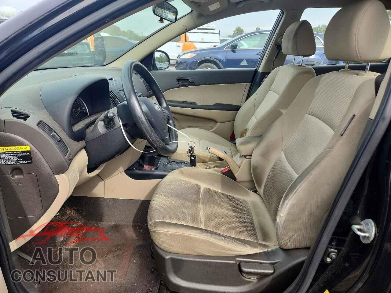 HYUNDAI ELANTRA 2010 - KMHDB8AE9AU085589