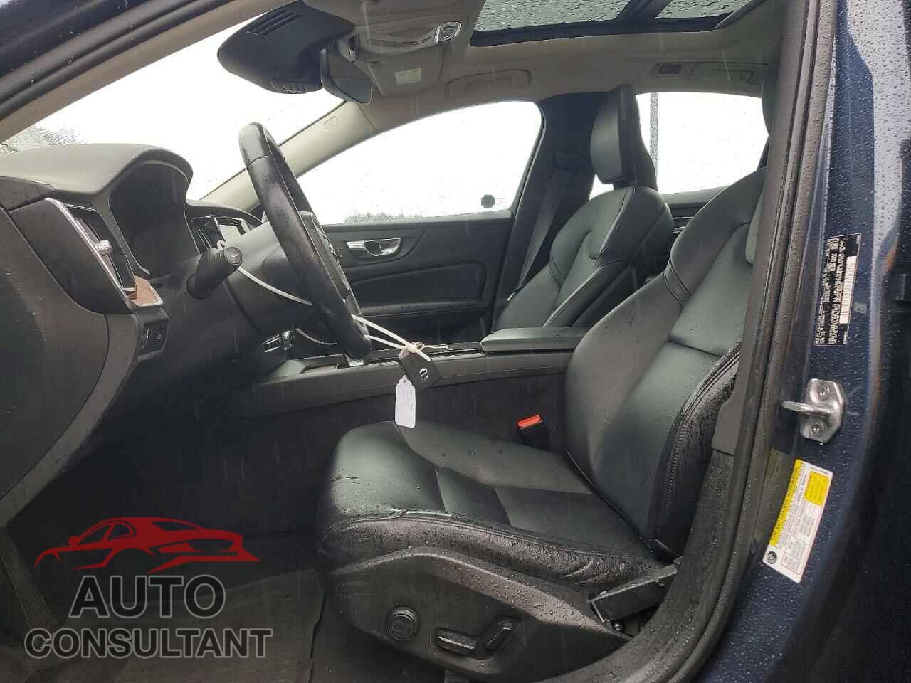 VOLVO S60 2022 - 7JRL12TZ6NG162411