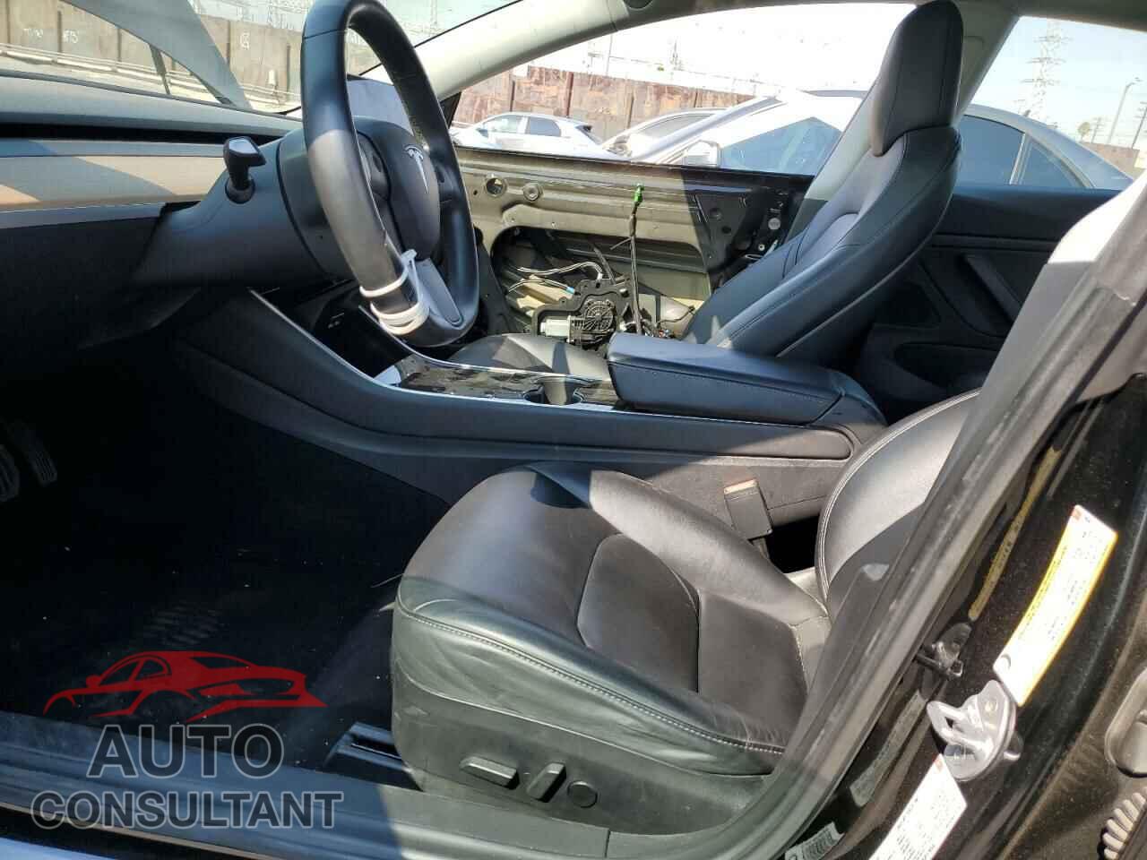 TESLA MODEL 3 2018 - 5YJ3E1EB8JF178532