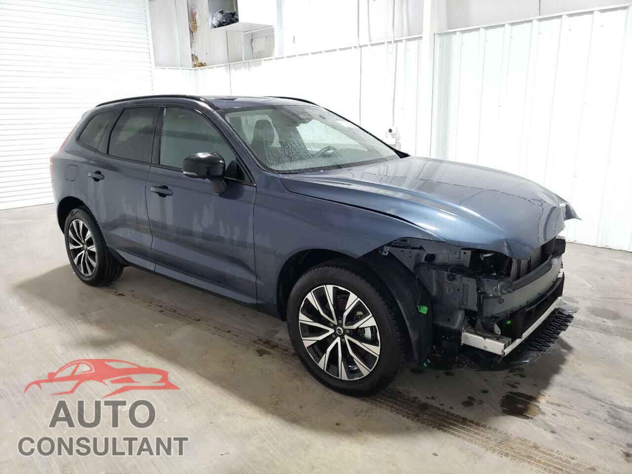 VOLVO XC60 PLUS 2024 - YV4L12RL2R1879914