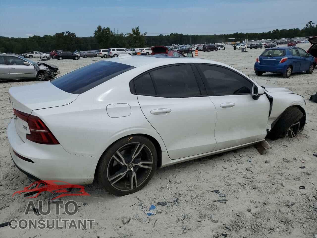 VOLVO S60 2019 - 7JRA22TK0KG017853