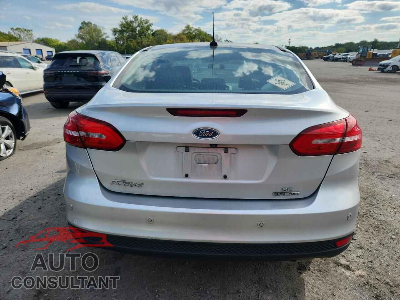FORD FOCUS 2016 - 1FADP3F24GL332318