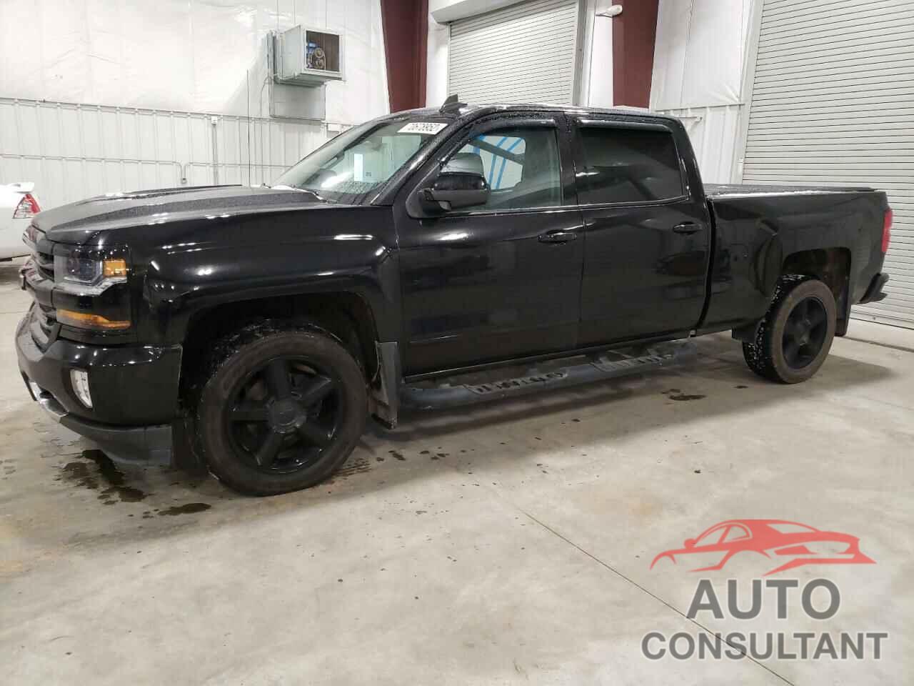 CHEVROLET SILVERADO 2018 - 3GCUKREC4JG484965