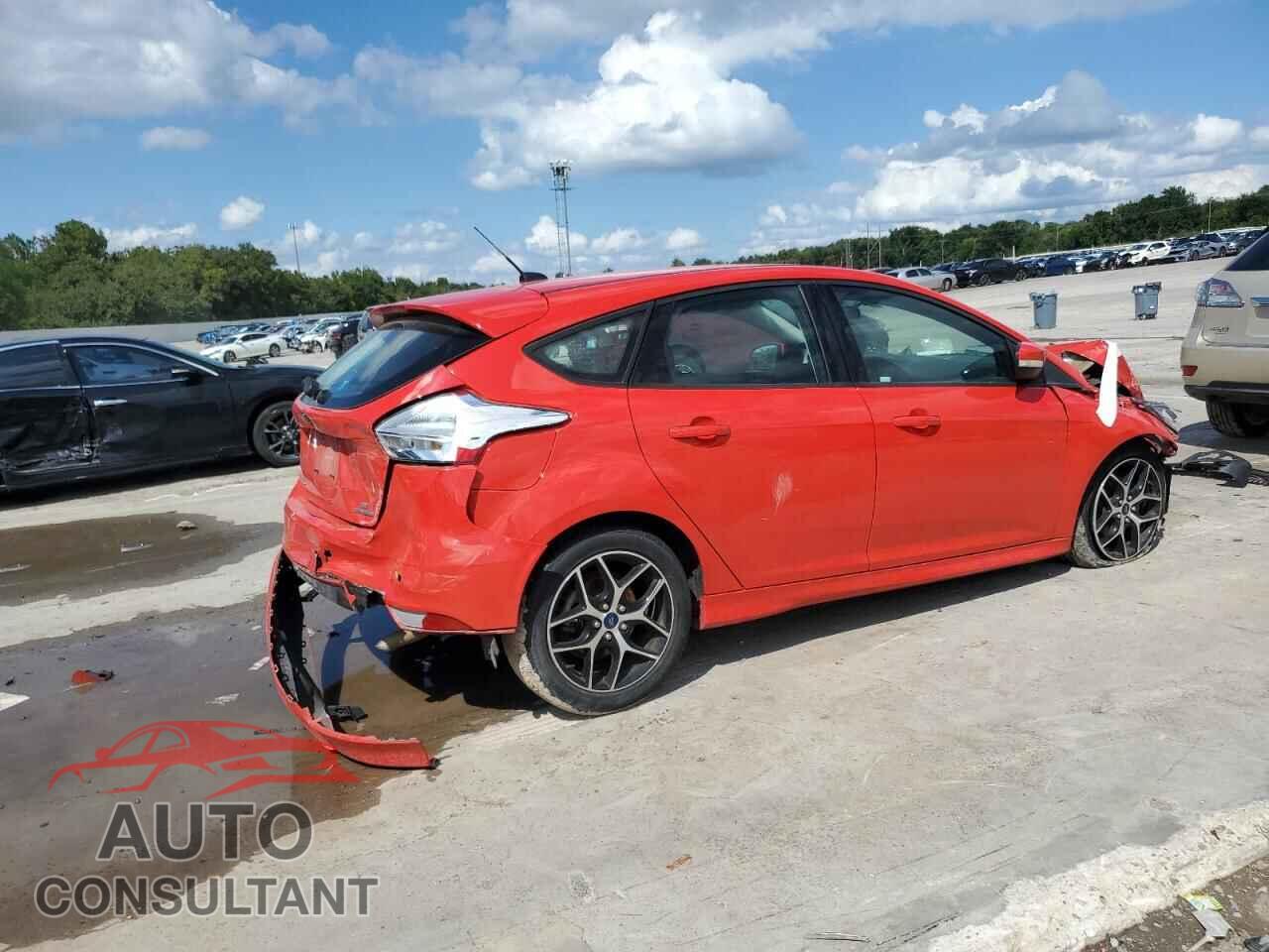 FORD FOCUS 2015 - 1FADP3K24FL219005