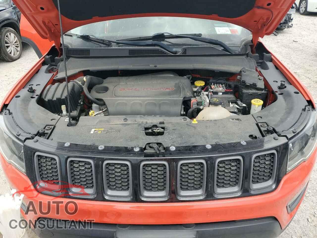 JEEP COMPASS 2017 - 3C4NJDDB7HT646656