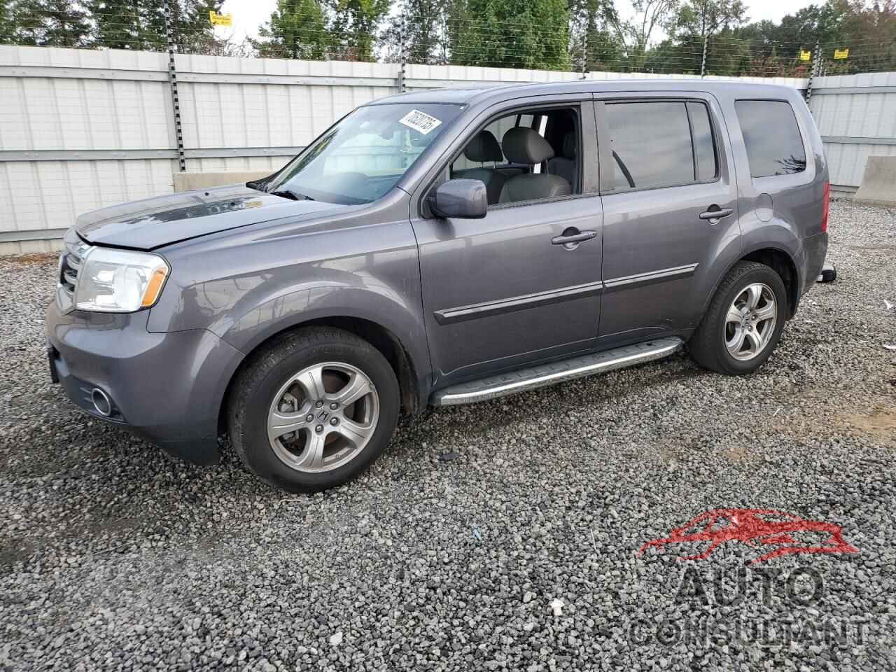 HONDA PILOT 2015 - 5FNYF4H50FB040923