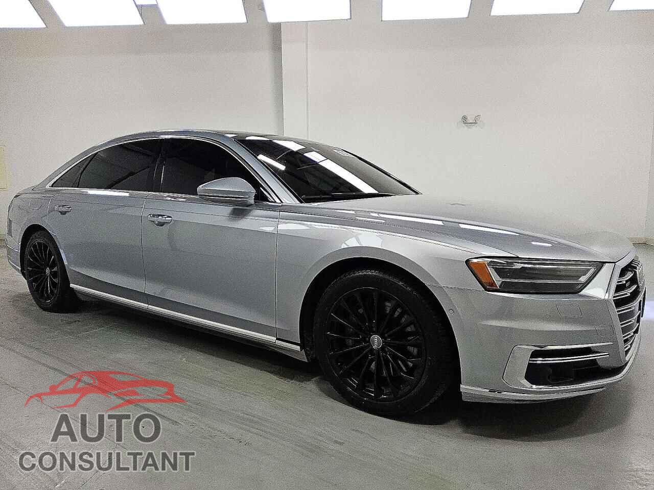 AUDI A8 2020 - WAU8DAF83LN003103