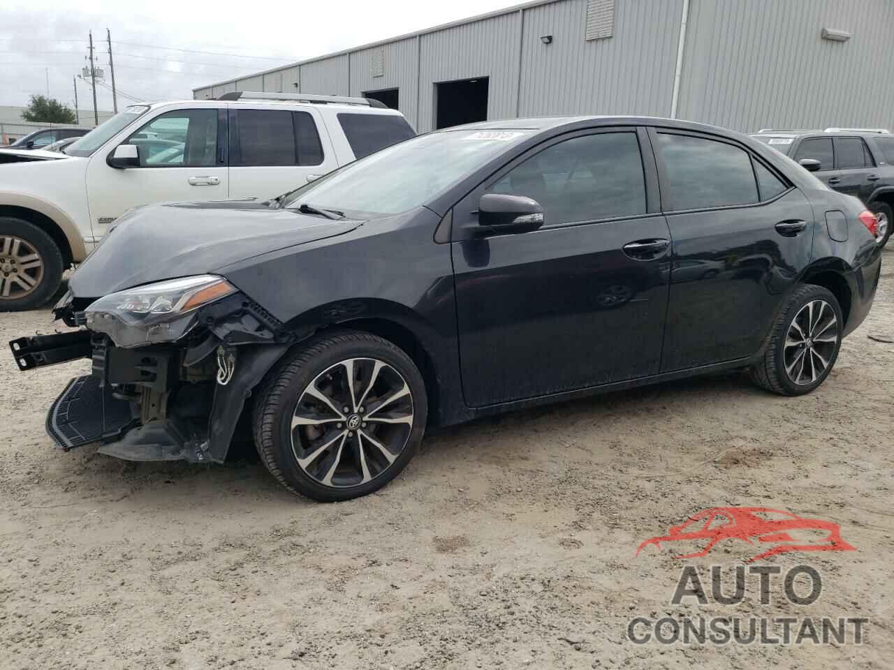 TOYOTA COROLLA 2018 - 5YFBURHE9JP785384
