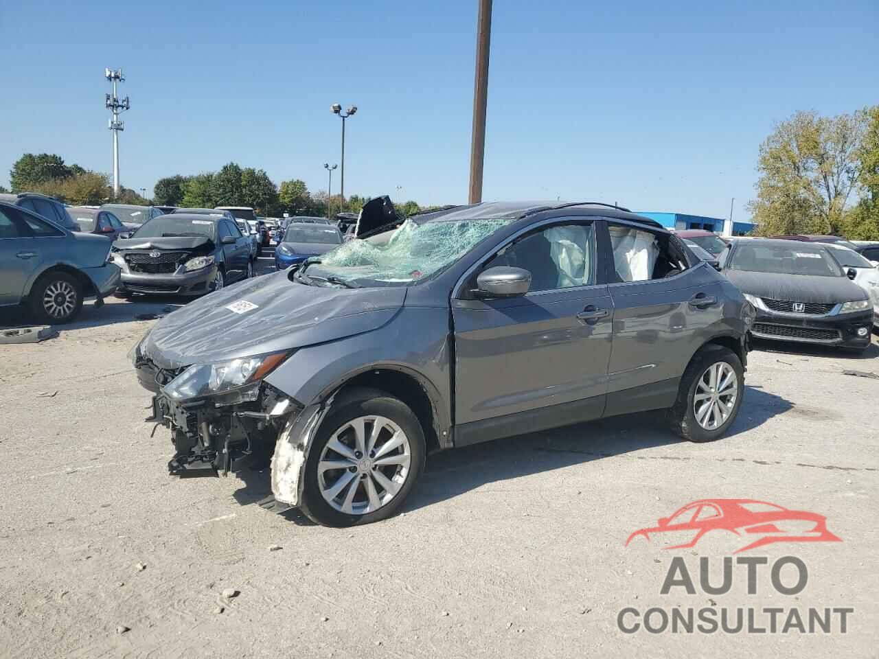 NISSAN ROGUE 2017 - JN1BJ1CR2HW115152