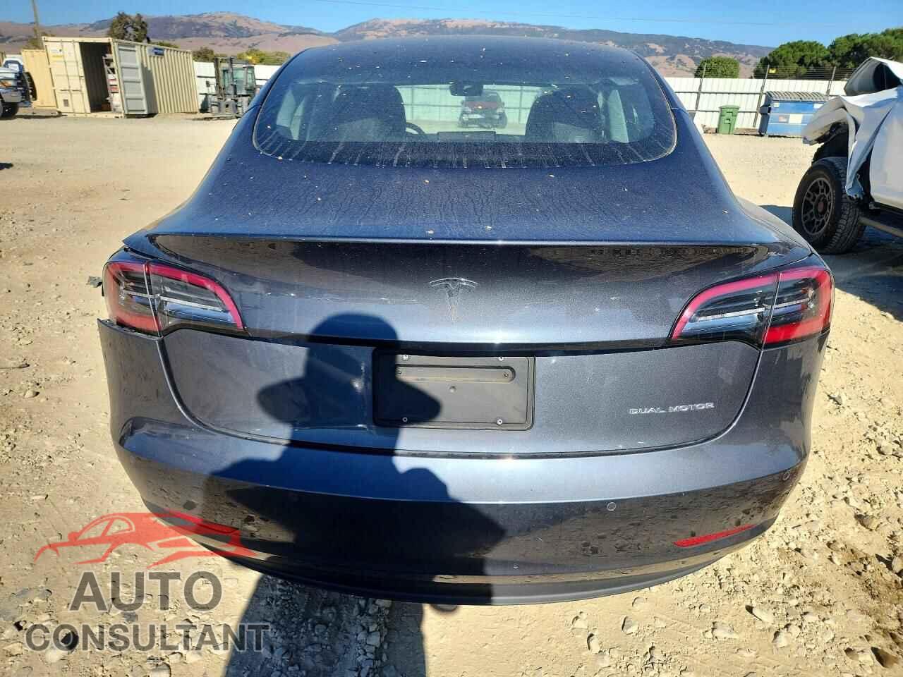 TESLA MODEL 3 2022 - 5YJ3E1EB5NF297953