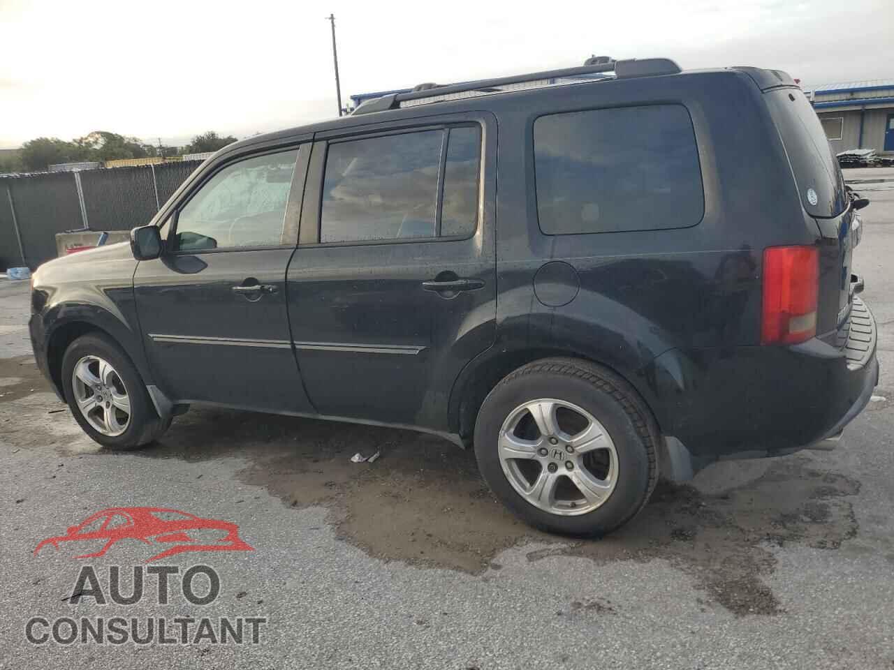 HONDA PILOT 2013 - 5FNYF3H66DB032096